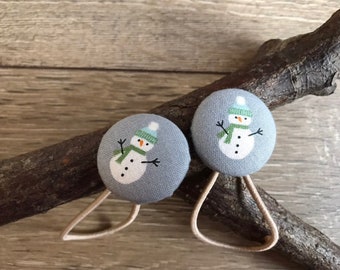 Snowman hair accessories, snowman print, snowman gift, snowman accessories, button bands, reusable hair bobbles, Christmas hair accessories