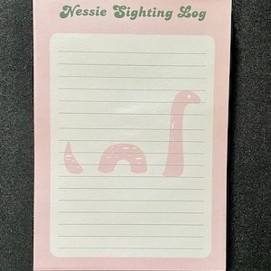 5 x 7 Lochness Monster Nessie Sightings Log magnetisch notitieblok