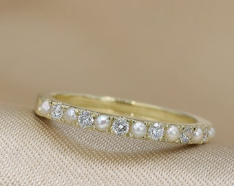 Diamonds and Pearls alternating half eternity Gold Ring