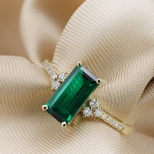 Emerald and diamond vintage inspired ring