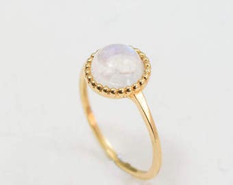 Moonstone rainbow gold ring