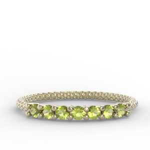 Half eternity ring - 7 stone ring - Gold Peridot ring - Peridot ring - Pale green stone - gold ring