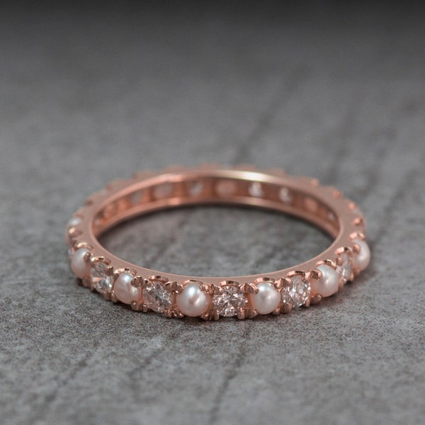 Diamonds and Pearls alternating eternity Rose Gold Ring