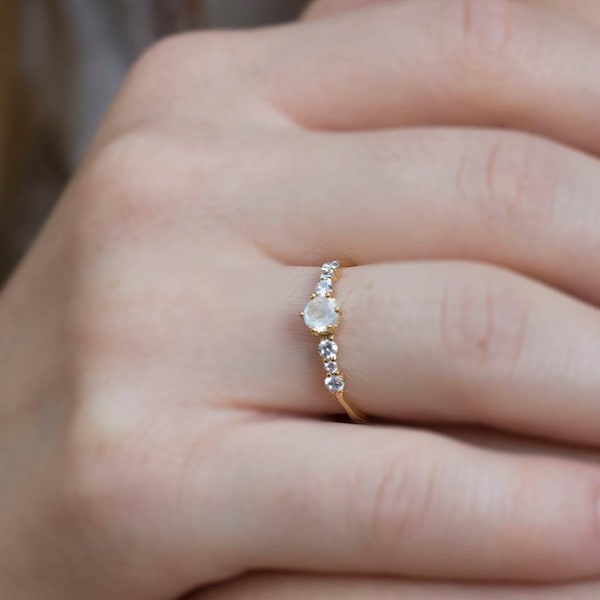 Solitaire Moonstone Diamond engagement ring, 14 Karat Gold ring, rainbow moonstone engagement ring