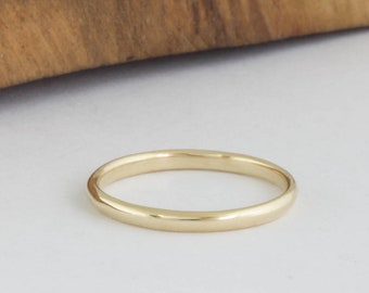 Gold wedding band, Gold ring, Simple wedding band, simple gold band, simple wedding ring, dainty gold ring, dainty wedding band, plain band