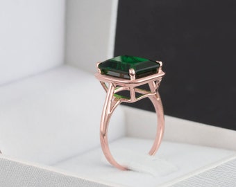 Lab grown Emerald ring,  Emerald jewelry, Rose Gold,Pink Gold, may birthstone ring, vintage ring, Gold emerald solitaire ring, red gold ring