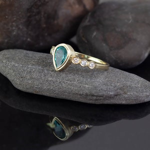 Gold ring / Diamond ring / Apatite gold ring / Gift for her / 14K Gold image 5