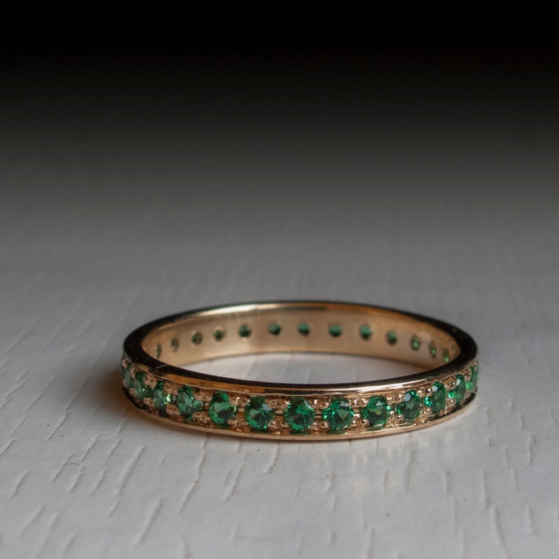 Emerald Eternity ring image 4