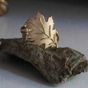 Acorn and oak leaf Solid Gold Ring Leaves ring leaf ring 14K Gold ring statement ring vintage ring image 2