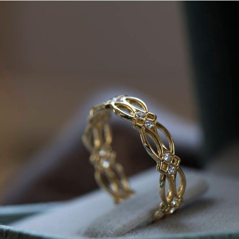 Celtic Ring - Eternity Ring - diamond Ring - white - ring - Gold Ring - - texture - pattern - luck - gothic - diamond ring image 4