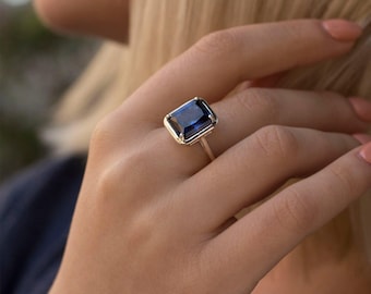 Vintage Sapphire Ring: Deep Blue Rectangle - Handmade Solid Gold