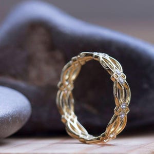 Celtic Ring - Eternity Ring - diamond Ring - white - ring - Gold Ring - - texture - pattern - luck - gothic - diamond ring image 3