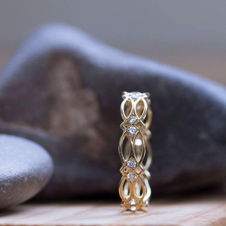Celtic Ring - Eternity Ring - diamond Ring - white - ring - Gold Ring - - texture - pattern - luck - gothic - diamond ring image 2