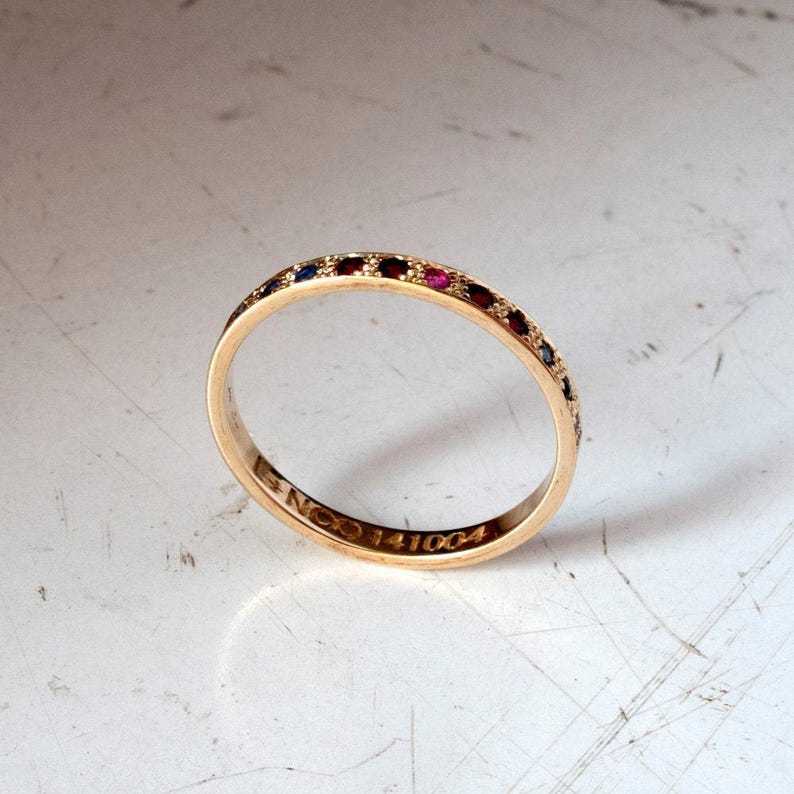 Half eternity ring with custom engraving - 14 Karat Gold - 18 Karat Gold - 9 Karat Gold - engraved image 3