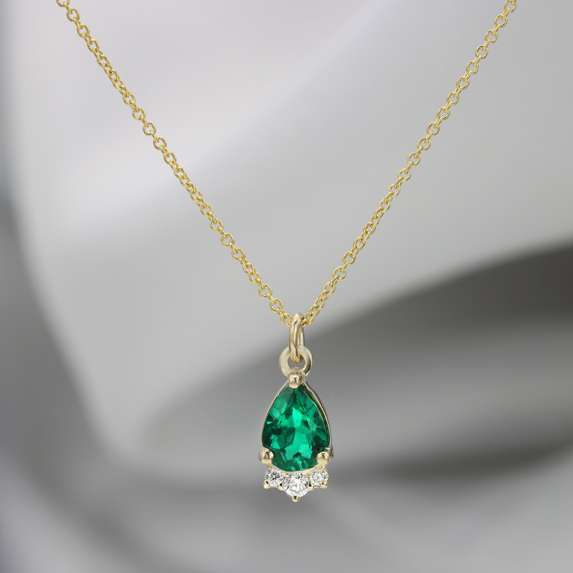 Pear shaped emerald pendant necklace Diamonds pear emerald | Etsy