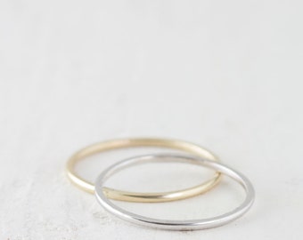 dainty solid gold band, simple gold bad, dainty ring, minimalist ring, gold band