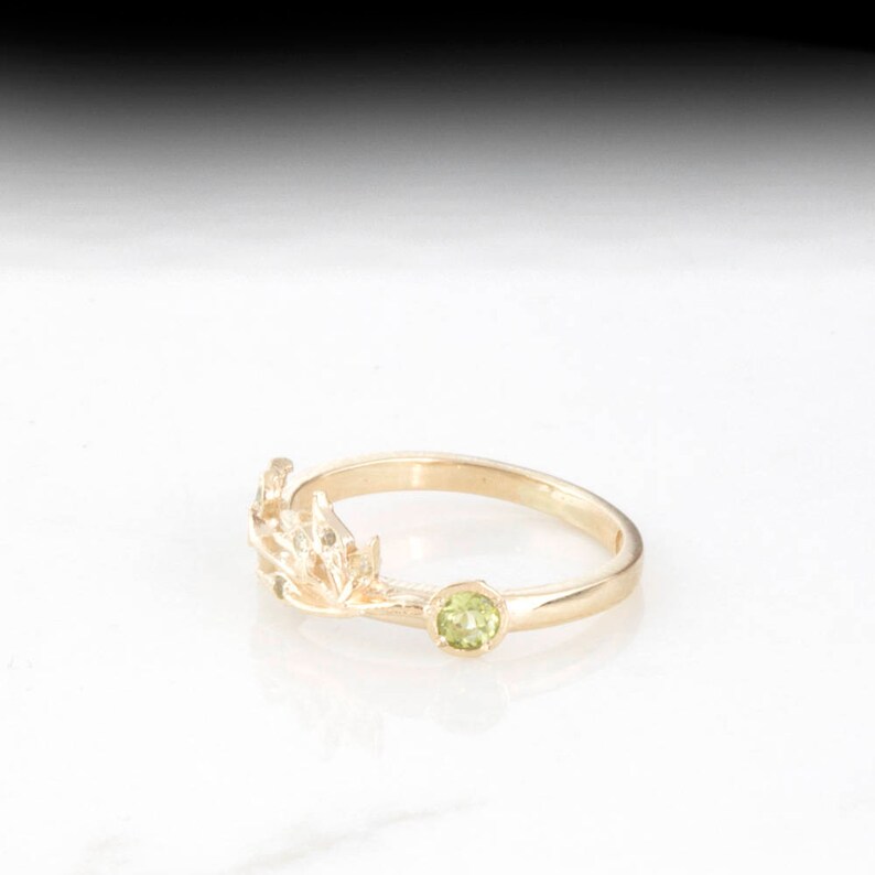 Peridot Gold Ring Leaves Ring Leaf Ring Etsy