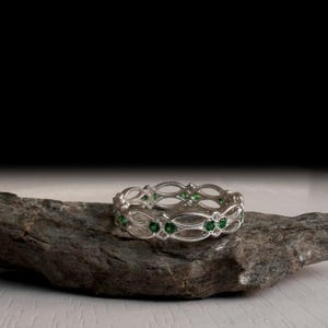 Celtic Ring - Eternity Ring - Emerald Ring - Green Stones ring - Sterling Silver or White Gold Ring - texture - pattern - victorian - gothic