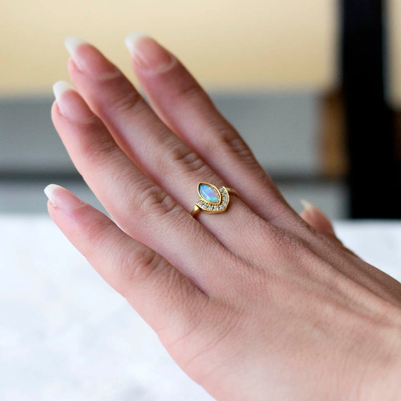 Vintage ring, diamond ring, opal ring, engagement ring, unique, Crown ring, opal engagement ring, Diamond halo, blue, art deco, gift for her image 2