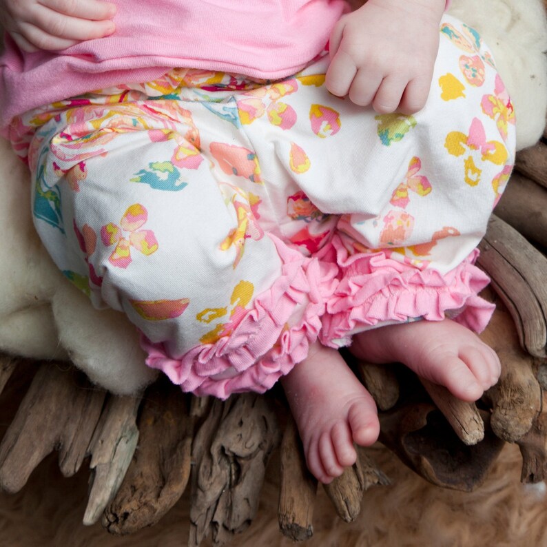 baby ruffle leggings