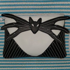 Haunted Tuxedo Zipper Bag - 5x7 EMBROIDERY FILE