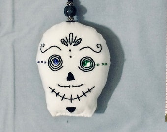 OOAK Hand-made Sugar Skull / Calavera /  Dia de los Muertos / Day of the Dead Ornament