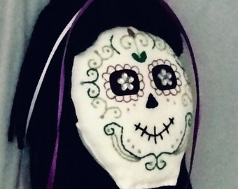 OOAK Hand-made Sugar Skull / Calavera /  Dia de los Muertos / Day of the Dead Ornament