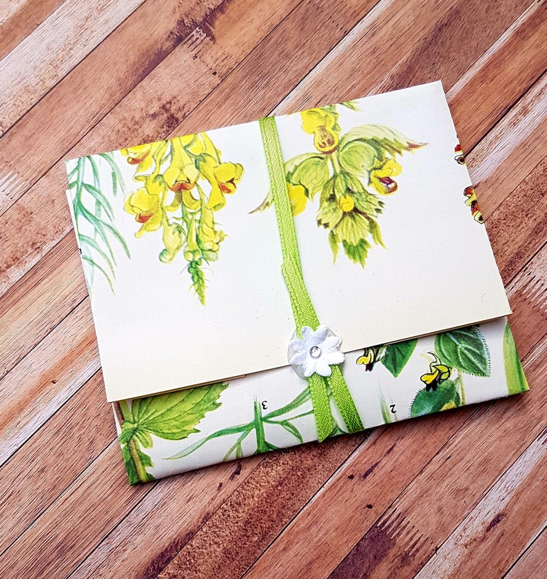 Postal Gift Sending A Smile Plantable Wildflower Seeds image 4