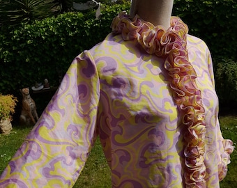 Women's dressing gown 60s psychedelic chic ruffle dressing gown woman vintage psychedelic delicate style pink yellow