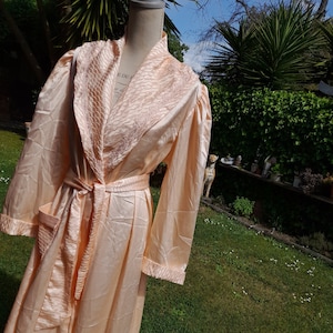 Shabby chic dressing gown 70s vintage spring woman romantic bridal wedding Dressing gown sensual salmon