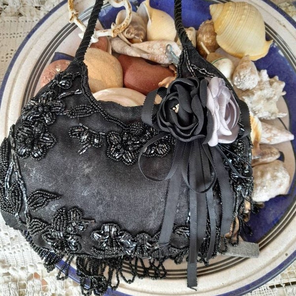 Borsa vintage da polso borsetta nera elegante organza nera ricamo perline teatro chic