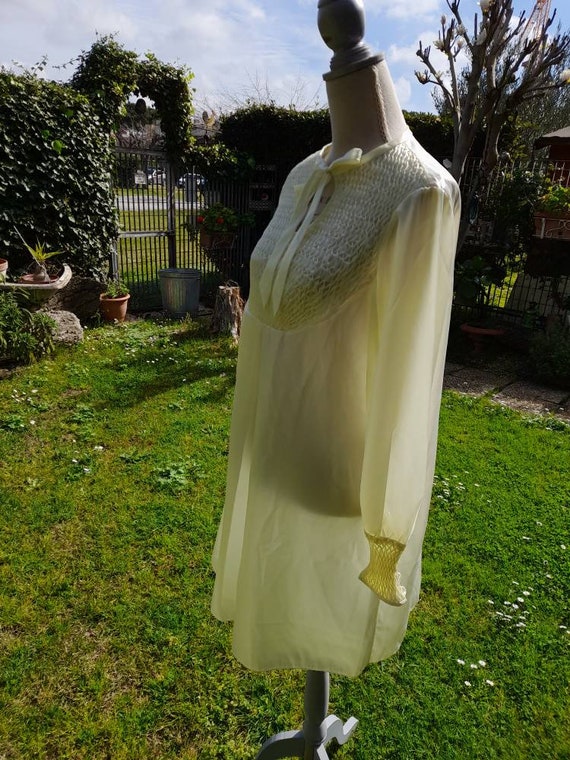 Pale yellow nightgown shabby chic vintage 50s dre… - image 9