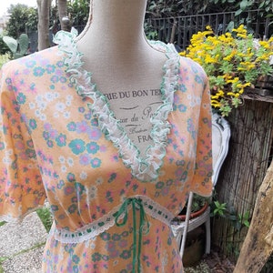 Vintage nightgown flowers wedding woman romantic woman nightgown wedding flowers orange pink green psychedelic 50s cheerful lingerie image 8