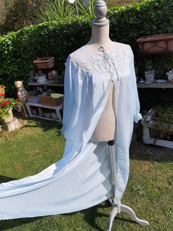 Light blue robe vintage shabby chic lace dressing… - image 4