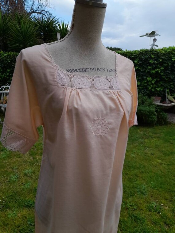 Vintage 50s salmon pink nightgown grandmother's l… - image 3