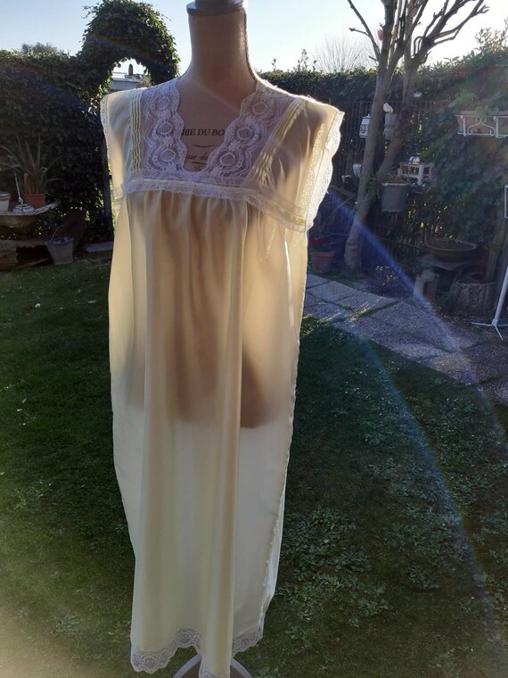 Nightgown 40s bridal shabby chic vintage yellow s… - image 3