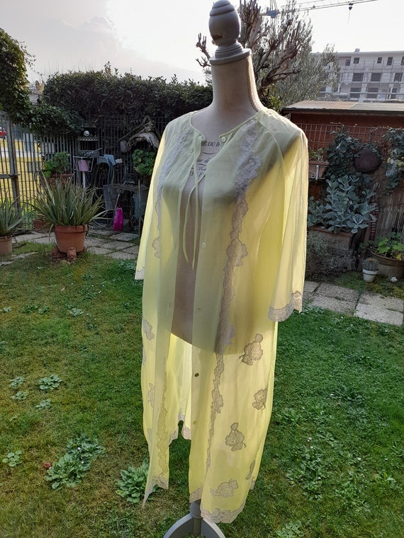 Delicate green dressing gown vintage 40s shabby c… - image 10