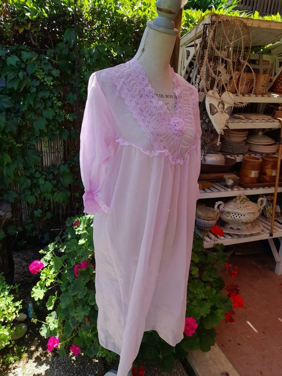 Nightgown candy pink shabby chic vintage pink lac… - image 8