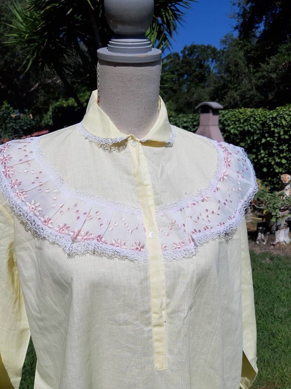 Nightgown Jane Eyre style country nightgown 60s vi