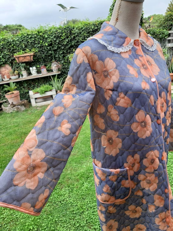 Vintage dressing gown groffled flowers orange popp