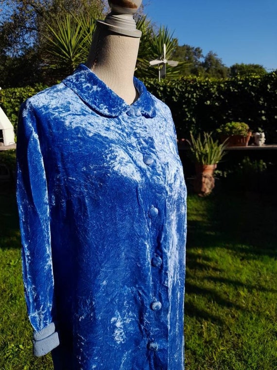 Blue velvet dressing gown chic duster vintage wom… - image 1