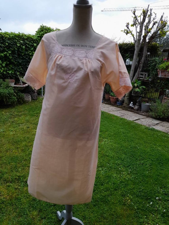 Vintage 50s salmon pink nightgown grandmother's l… - image 6