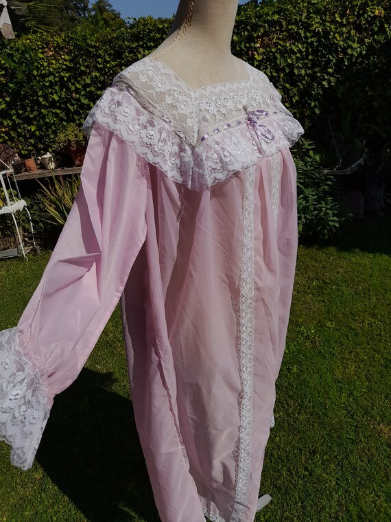 Vintage antique pink bride nightgown ruffle shabb… - image 2