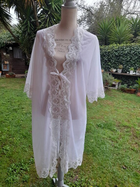 White robe vintage 40s shabby chic tulle chiffon … - image 3