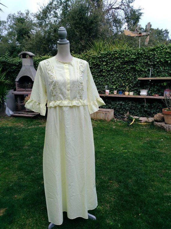 Shabby chic vintage yellow wedding nightgown Yell… - image 7