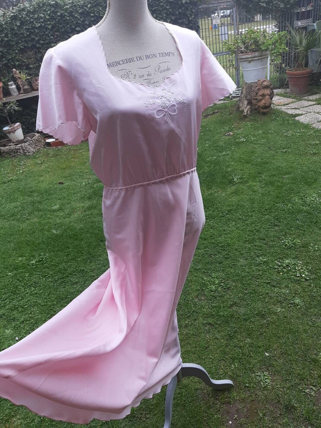 Vintage Nightgown True 70s Pink Nightgown Shabby Chic Bride Girl Lingerie Vintage Pink Model