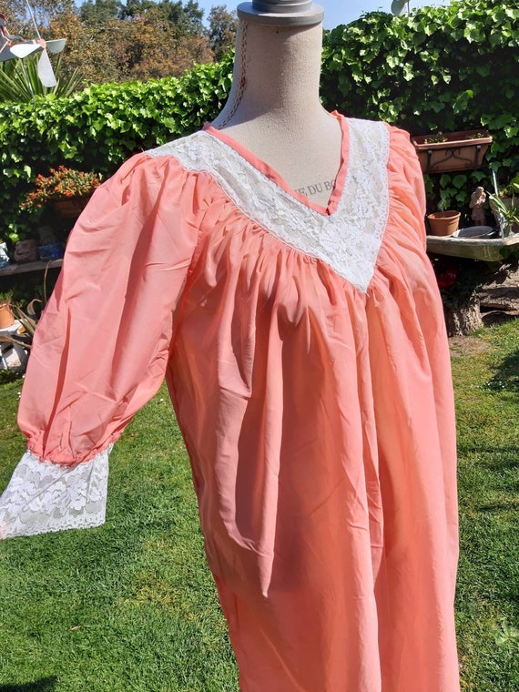 Nightgown shabby chic vintage orange white lace VI