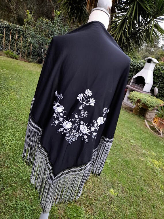 Vintage black shawl 60s fantastic flower embroide… - image 2