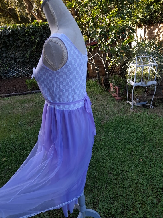 Gorgeous shabby chic nightdress vintage violet tu… - image 5