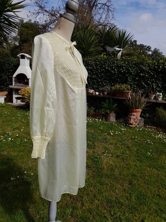 Pale yellow nightgown shabby chic vintage 50s dre… - image 7